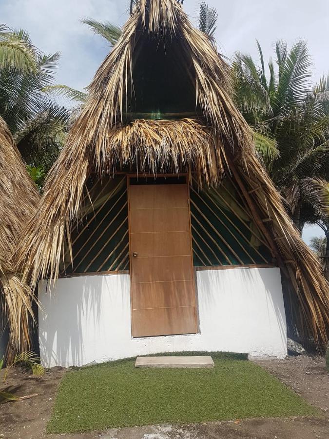 Mi Casa En La Playa Bed and Breakfast Escuintla Eksteriør billede